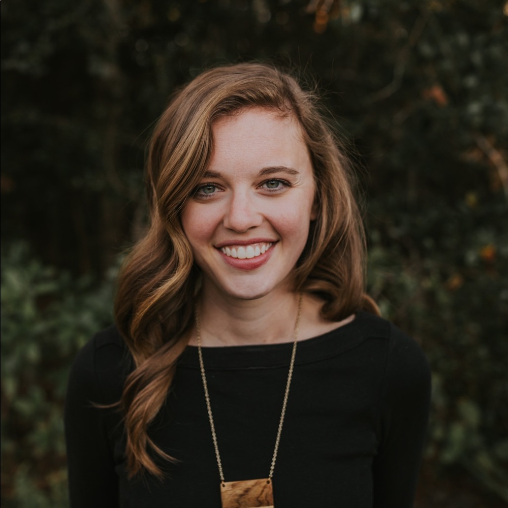 Meet your Posher, Courtney